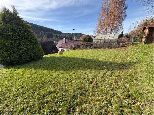 sonniges Grundstück