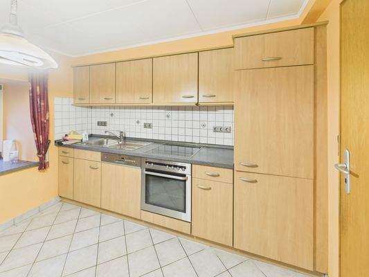 CAM01223G0-PR0174-STILL024