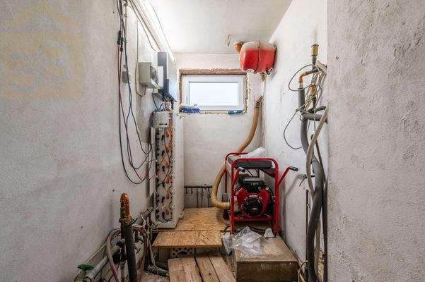 Solarwechselrichter + 10 kW Speicher