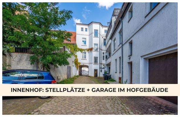 Innenhof mit Stellplätzen