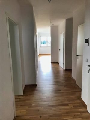 Blick vom Eingang in die Wohnung