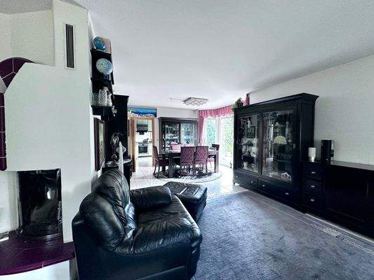 Blick vom Wohnen zum Essbereich