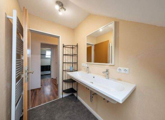 Badezimmer Dachgeschoss