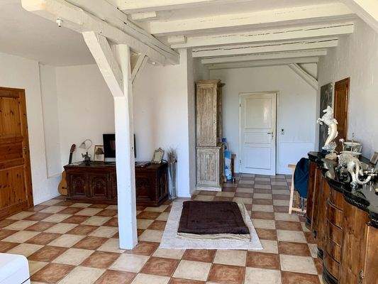 15) Wohnung EG, Wohnzimmer 2