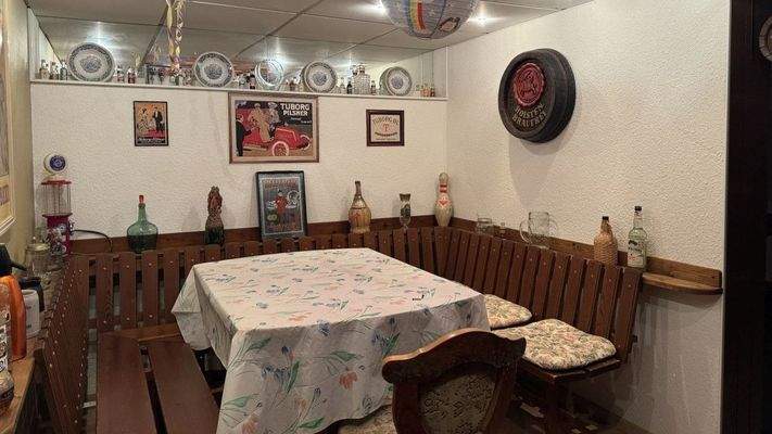 Kellerbar Sitzbereich