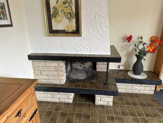 Haupthaus WoZi. Kamin