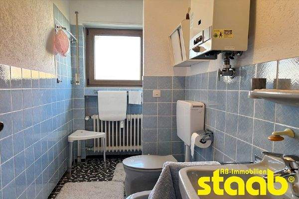 Tageslichtbad mit Dusche1. OG