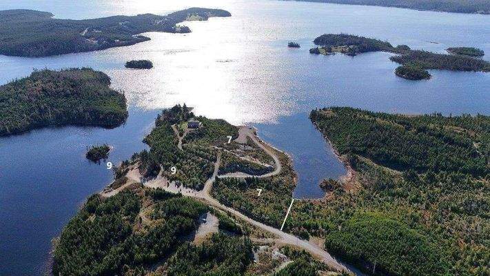 Weitblick über Lot 9, 7 und Inseln