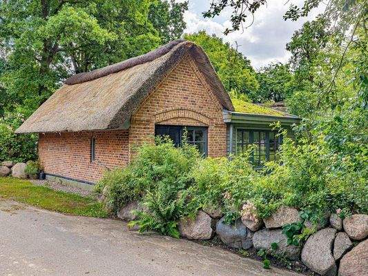 Historischer Teil des Backhauses.jpg