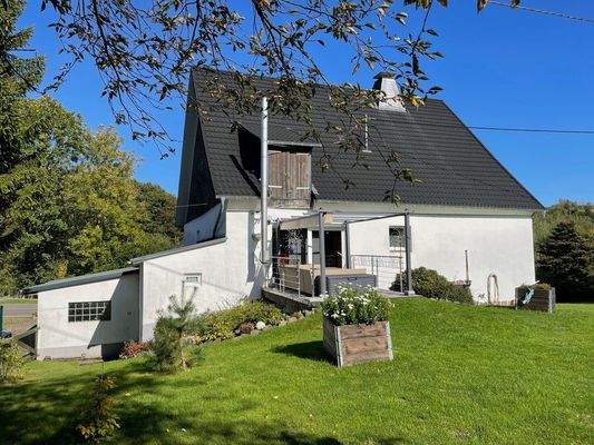 Haus zur Gartenseite