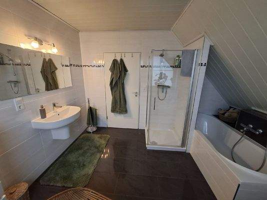 WhatsApp Image 2025-01-20 at 13.04.43(6).jpg