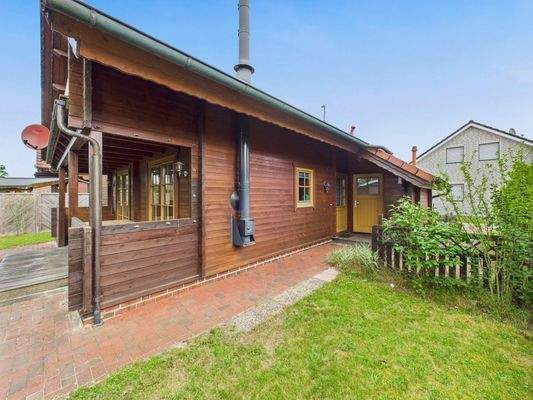 CAM03784G0-PR0073-STILL011