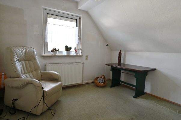 ... Gäste- o. Arbeitszimmer