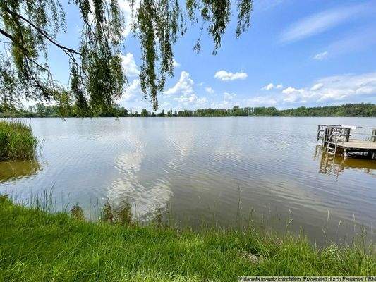 Fußläufig der Staudhamer See