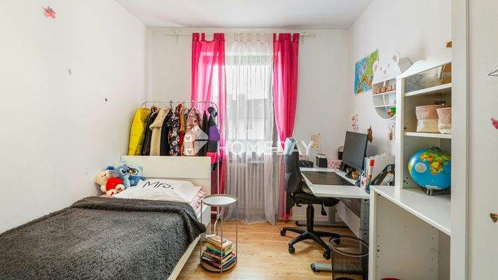 1. OG Kinderzimmer 1 1