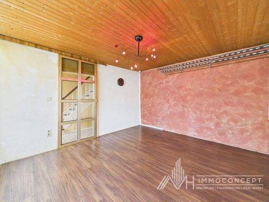 CAM04062G0-PR0049-STILL007