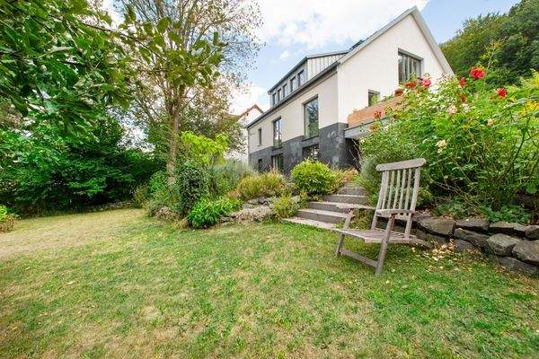 Gartengrundstück mit vielen Möglichkeiten