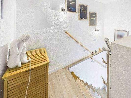 Treppenabgang in das Erdgeschoss