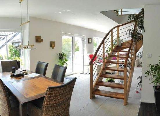 Offener Wohn- und Essbereich