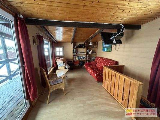 Gästezimmer über Partyraum