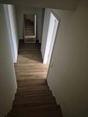 Treppe zum Untergeschoss.jpg
