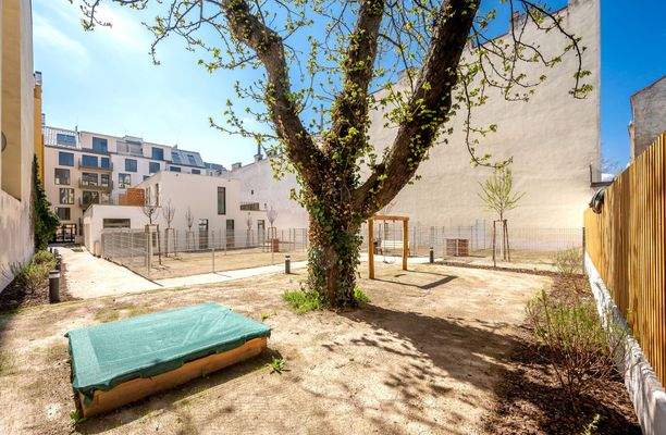 Kinderspielplatz mit opt. ankaufbaren Gartenparzellen