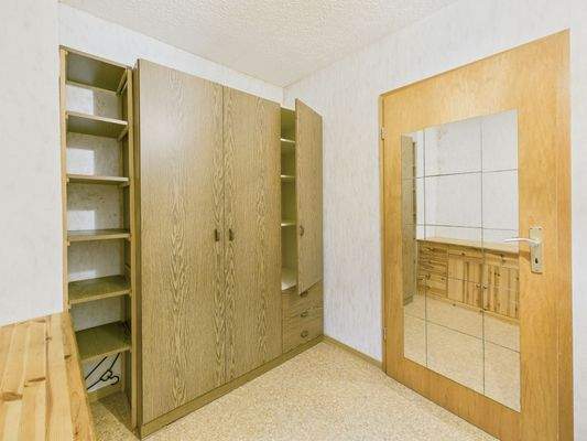 CAM01223G0-PR0174-STILL039