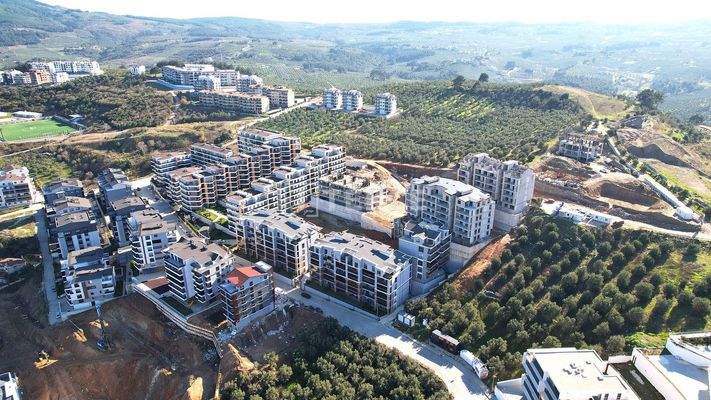 Luxury Apartments in a Complex Near the Beach in Bursa Mudanya