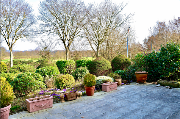 Ost Terrasse mit Ausblick
