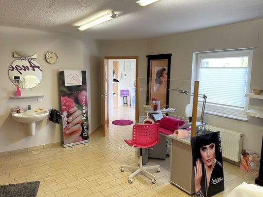 Hochwertiges Zweifamilienhaus