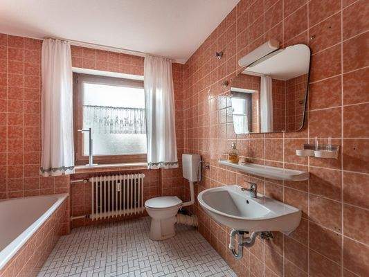 Badezimmer im Obergeschoss