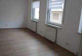 Wohn-und Schlafraum.jpg