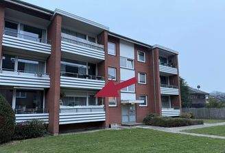 Ansicht auf den Balkon mit Pfeil