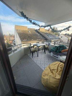 überdachter Balkon