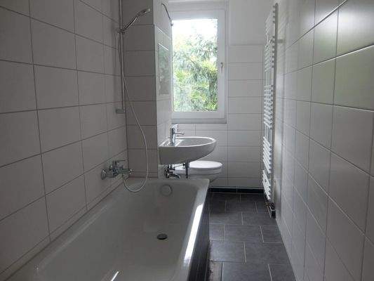 Beispiel Bad mit Wanne