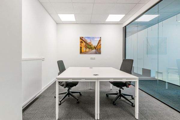 Regus_Augsburg City_Germany_Centre 4865_Meeting Ro
