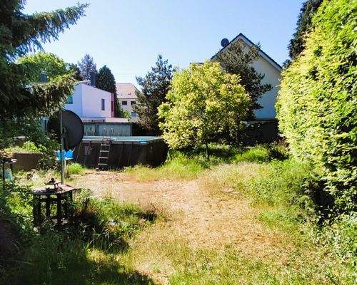 Hinteres Grundstück (Bauland)