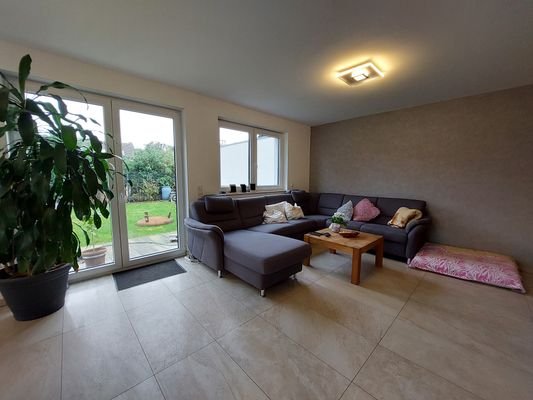 Wohnzimmer 1.jpg