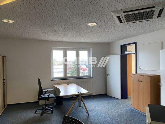 hochwertig ausgestattetes Einzelbüro