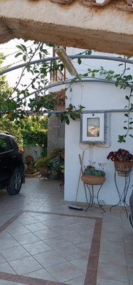 Kreta, Kokkini Hani: 2-stöckiges Haus zu verkaufen