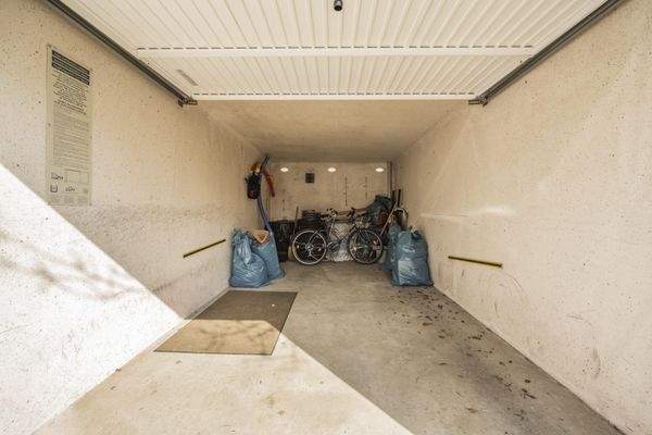 extra tief - hier ist auch Platz für die Fahrräder