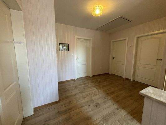 Zugang zu den Zimmern im Dachgeschoss