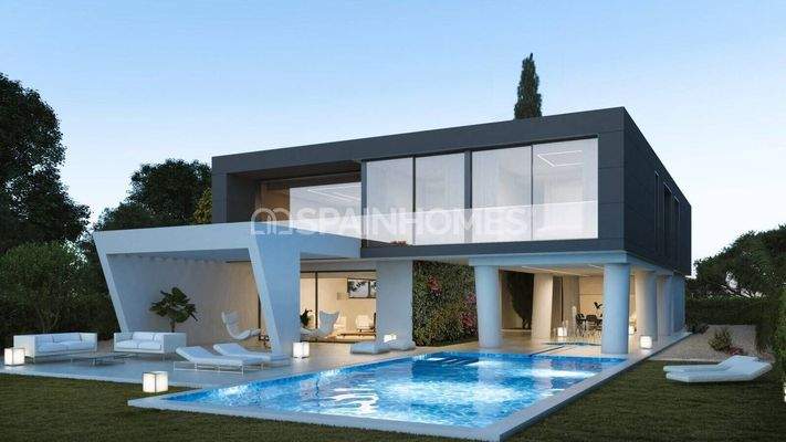 Spacious Villas with Golf Course View in Murcia