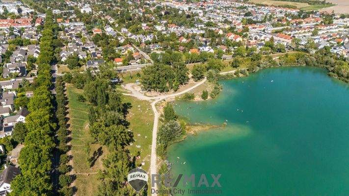 Direkt am Badeteich Hirschstetten