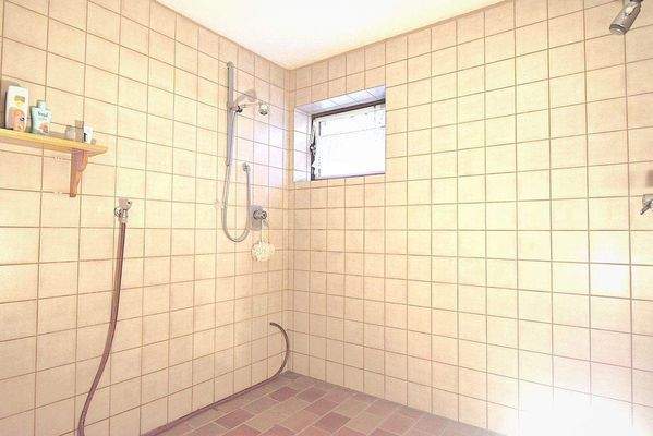 EG Duschbereich der Sauna