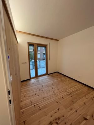 Wohnung-SandinTaufers-frei-Neuwertig-balkon