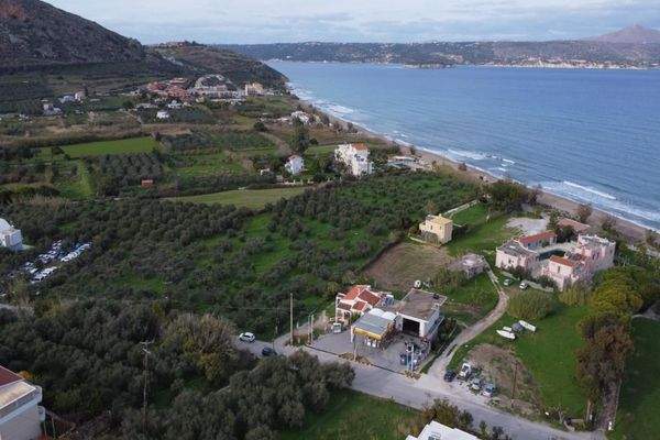 Kreta, Kalyves: Grundstück mit bezauberndem Meerblick zu verkaufen, nur wenige Schritte vom Strand entfernt