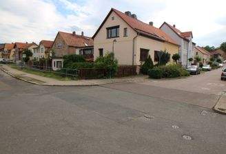 Straßenansicht