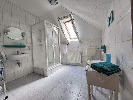 Bad im Obergeschoss