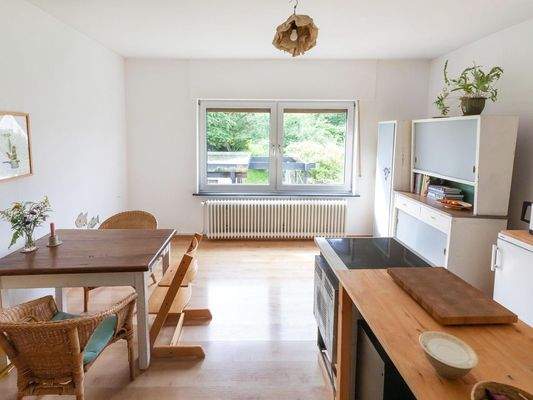 ...Zugang zur Küche